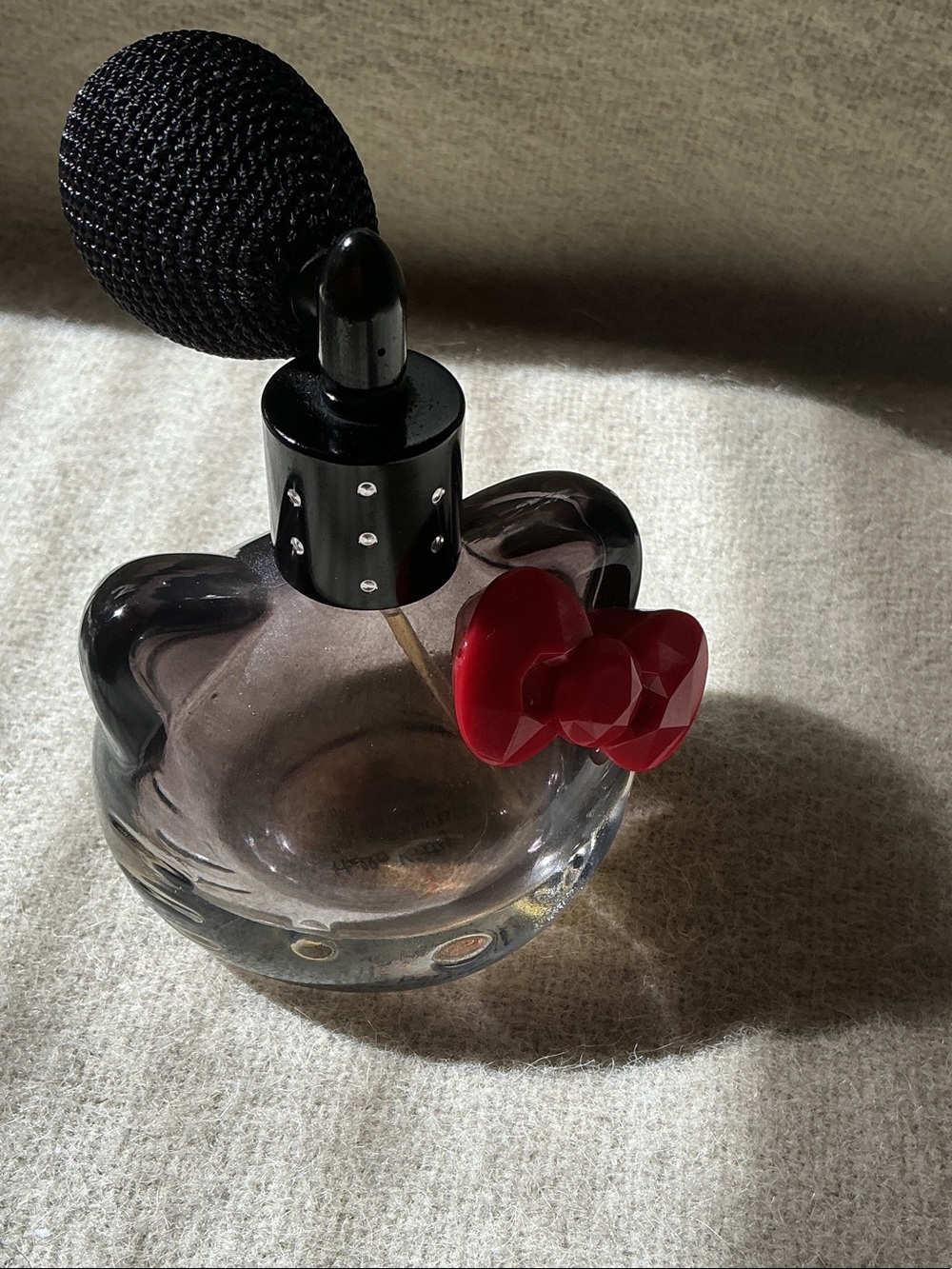 Hello Kitty Glass Perfume Atomizer with Black Bulb and Red Bow